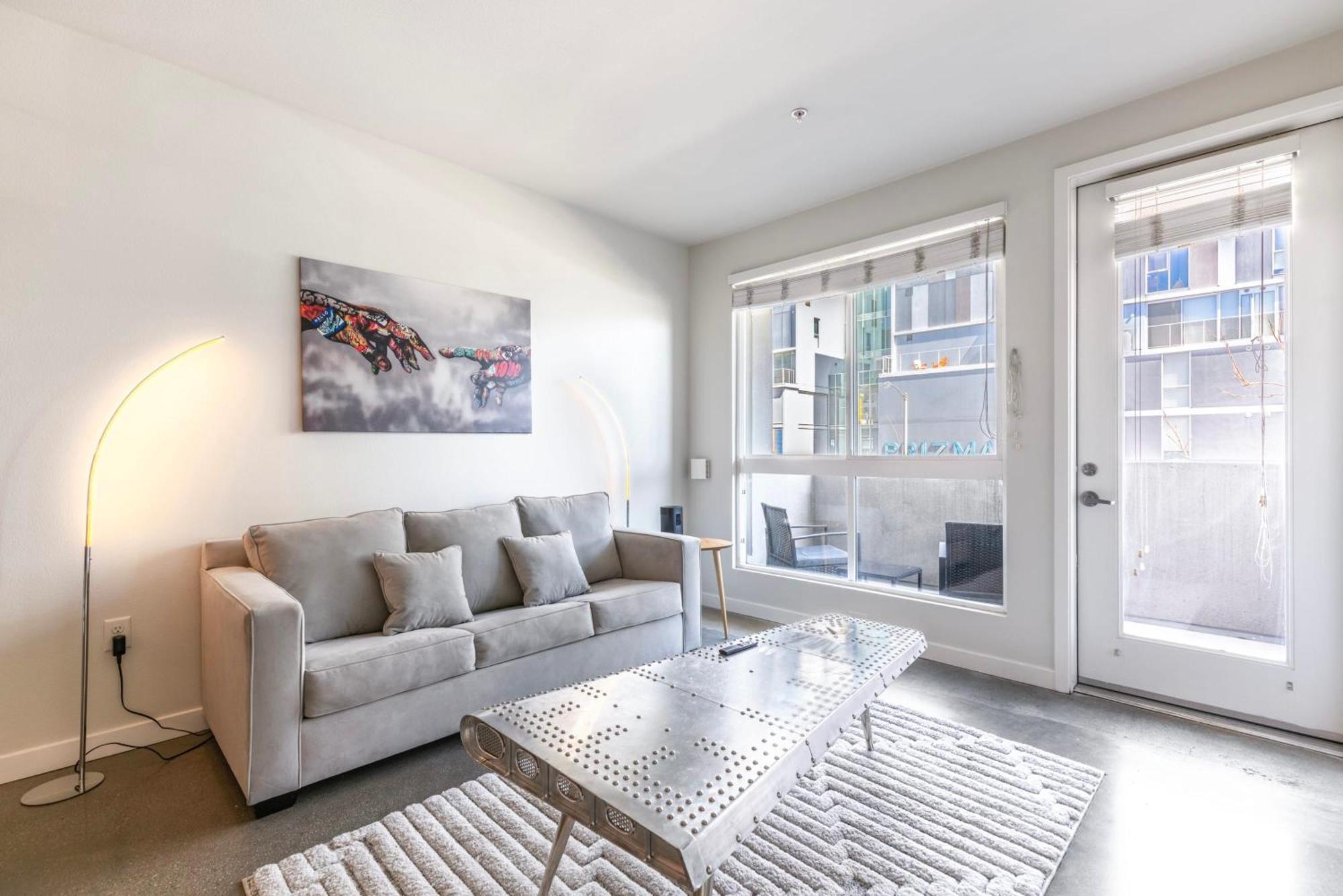 New 2Br Luxury Apartment Hollywood ลอสแอนเจลิส ภายนอก รูปภาพ
