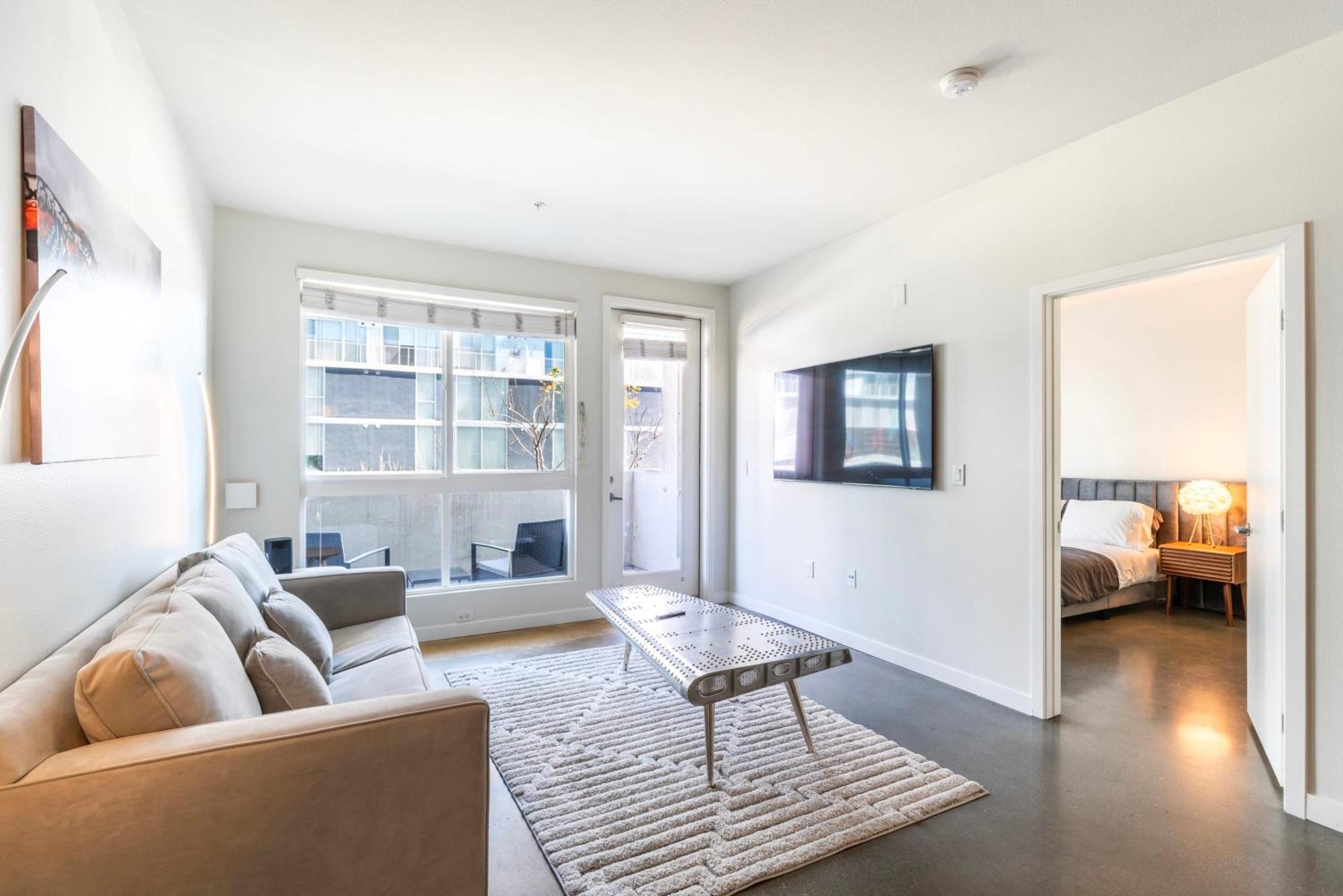 New 2Br Luxury Apartment Hollywood ลอสแอนเจลิส ภายนอก รูปภาพ