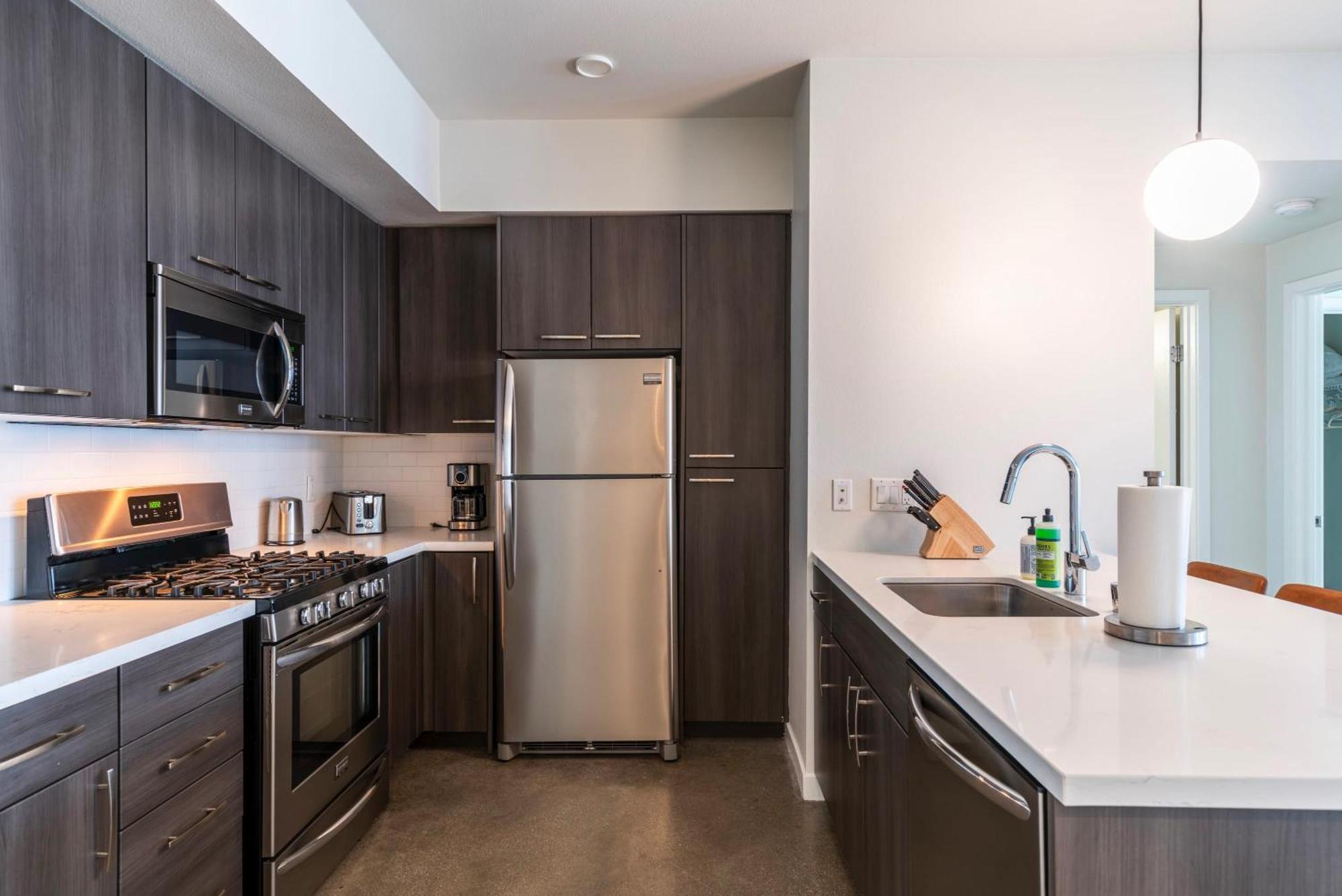New 2Br Luxury Apartment Hollywood ลอสแอนเจลิส ภายนอก รูปภาพ