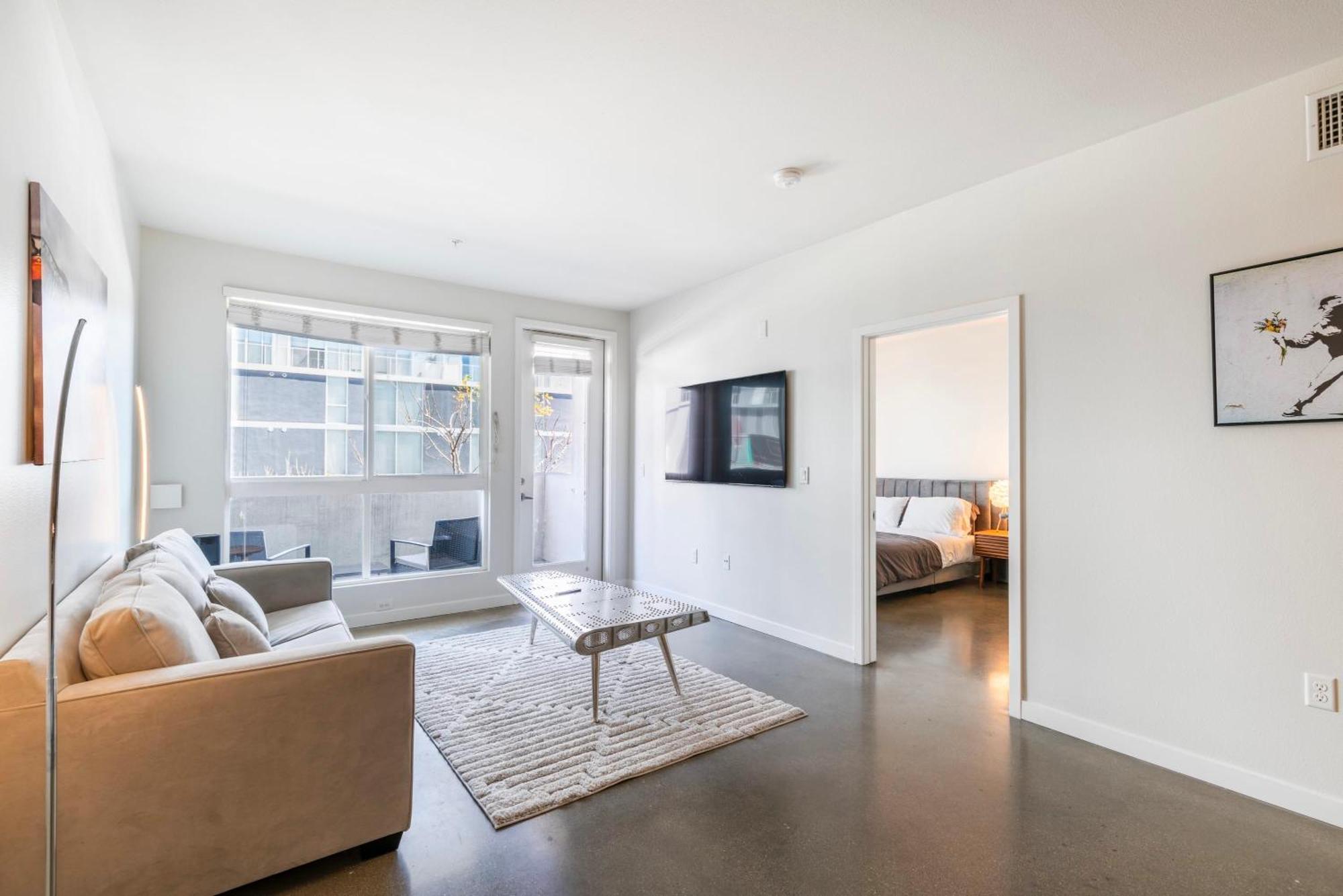 New 2Br Luxury Apartment Hollywood ลอสแอนเจลิส ภายนอก รูปภาพ