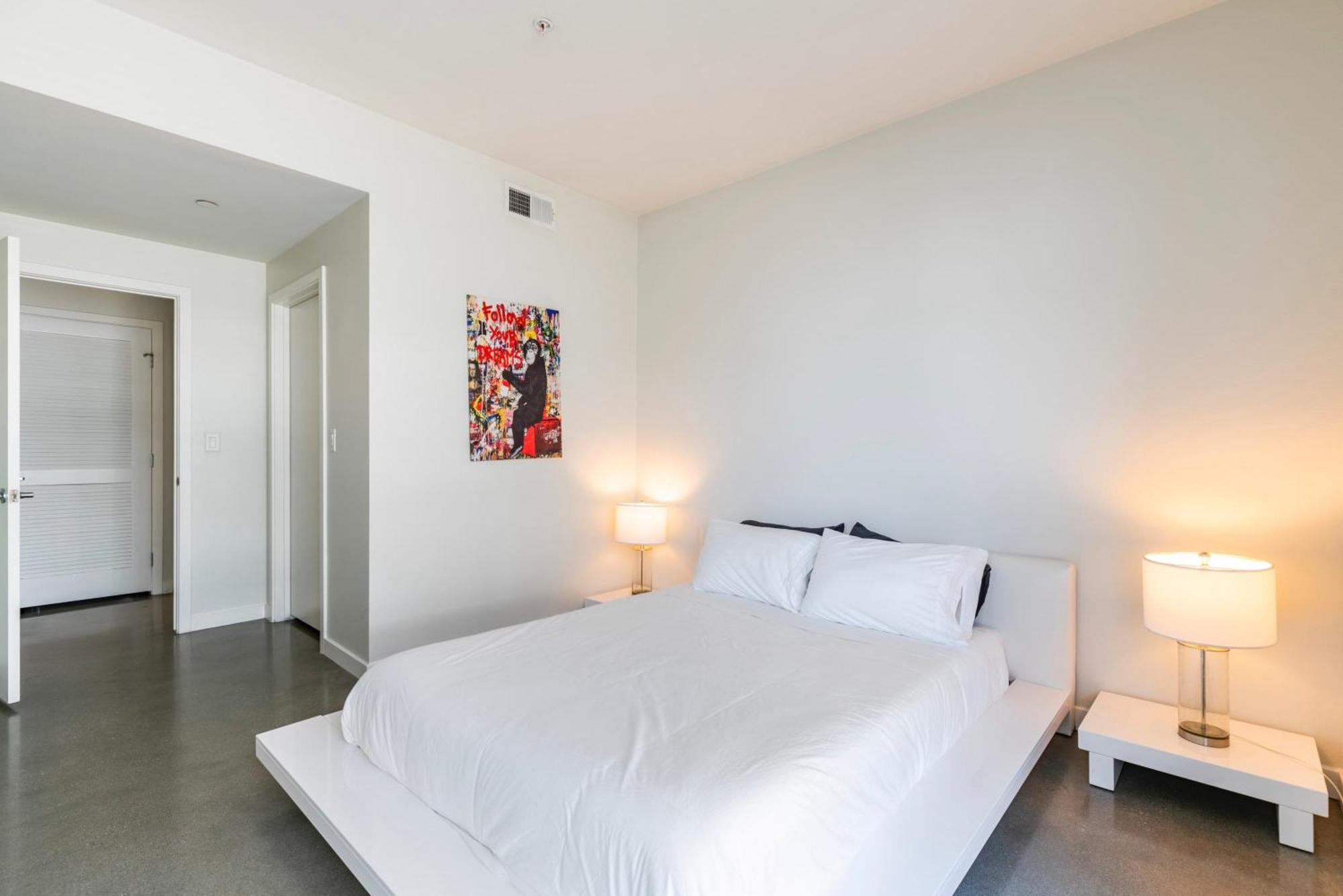 New 2Br Luxury Apartment Hollywood ลอสแอนเจลิส ภายนอก รูปภาพ
