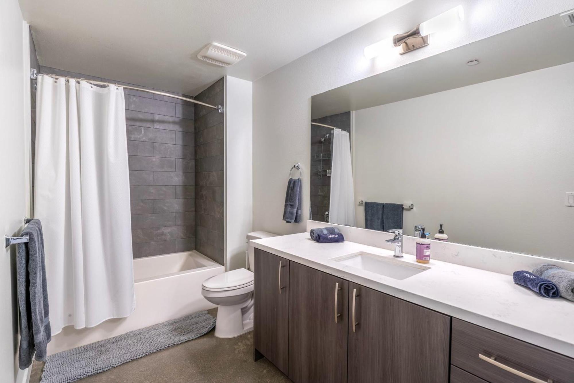 New 2Br Luxury Apartment Hollywood ลอสแอนเจลิส ภายนอก รูปภาพ